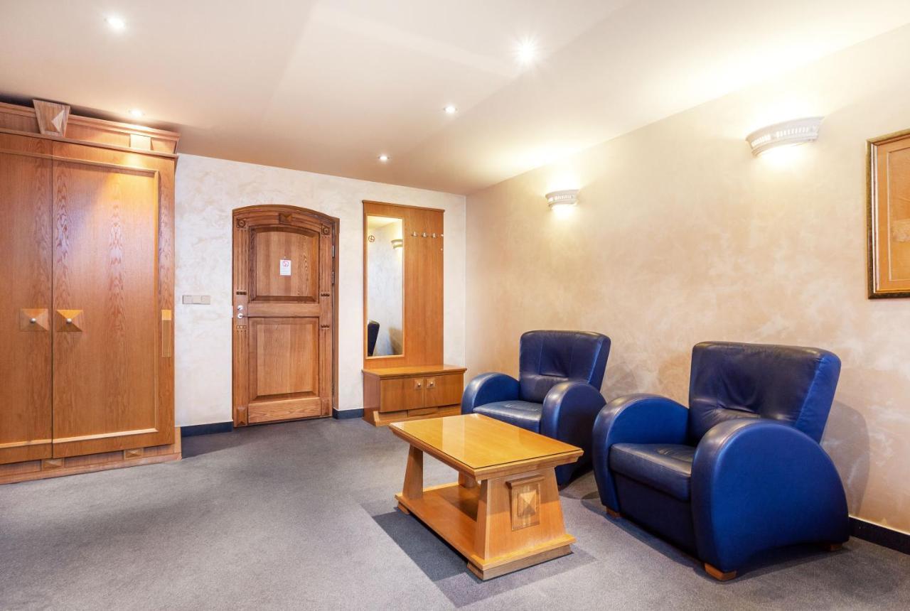 Atrium Suites VNO Exterior photo