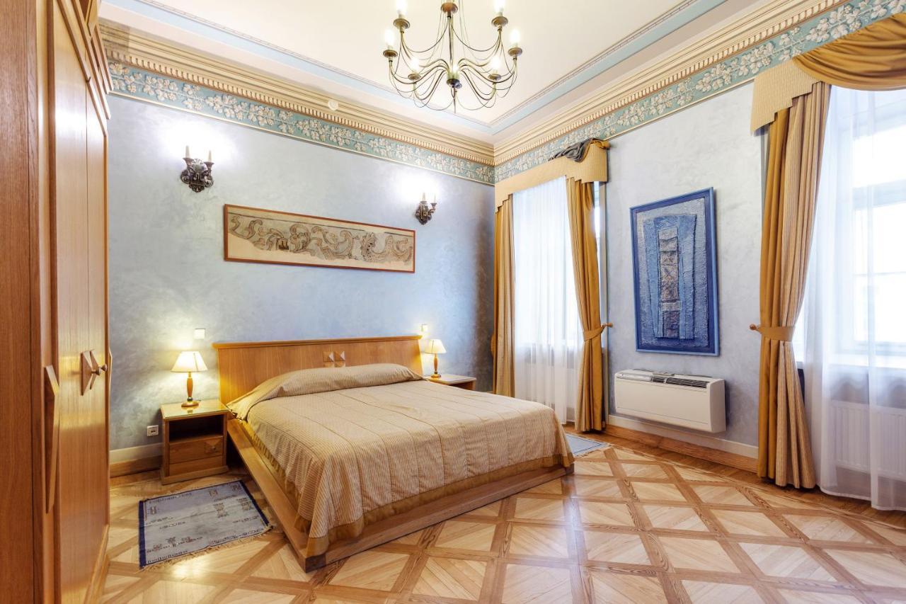 Atrium Suites VNO Exterior photo