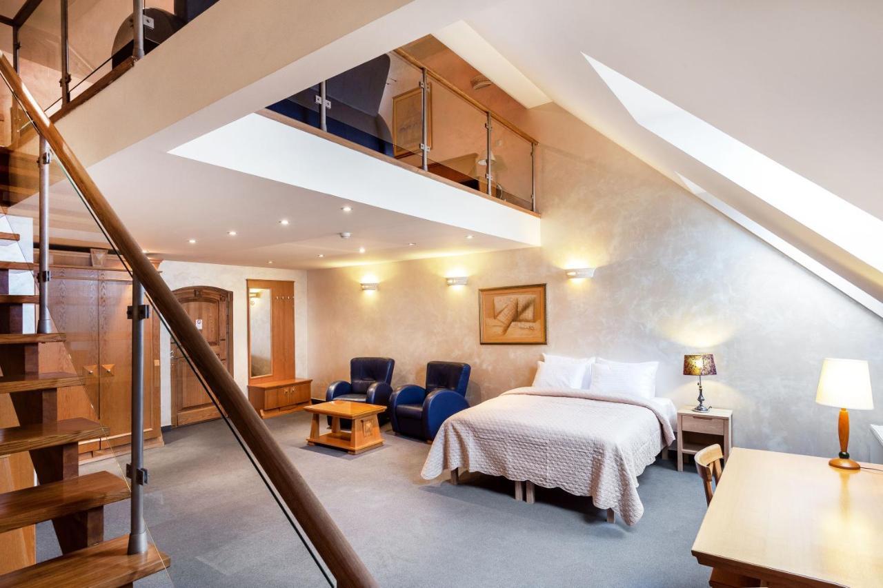 Atrium Suites VNO Exterior photo