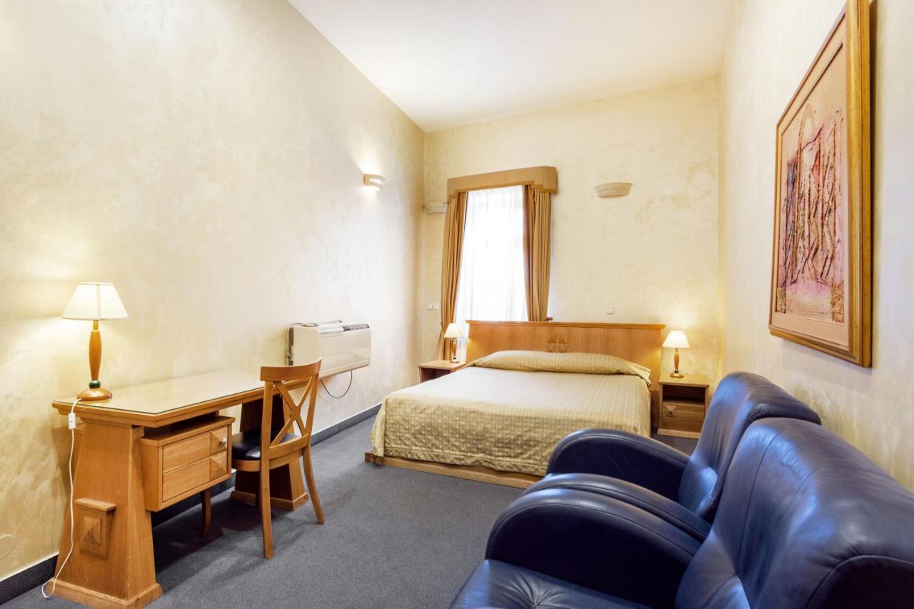 Atrium Suites VNO Exterior photo