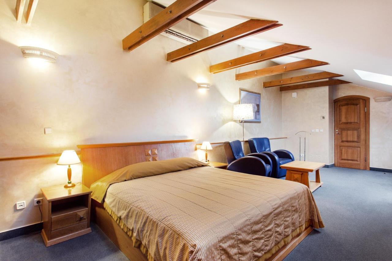 Atrium Suites VNO Exterior photo