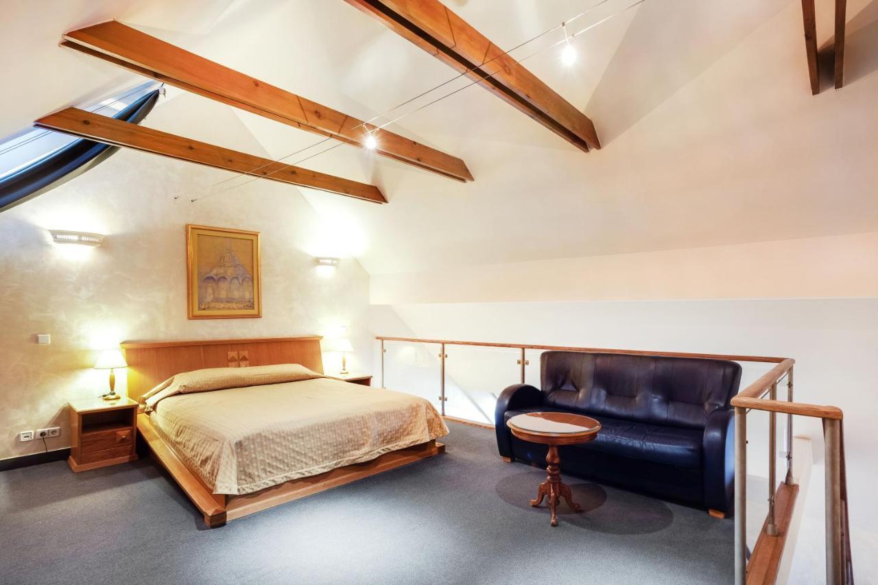 Atrium Suites VNO Exterior photo