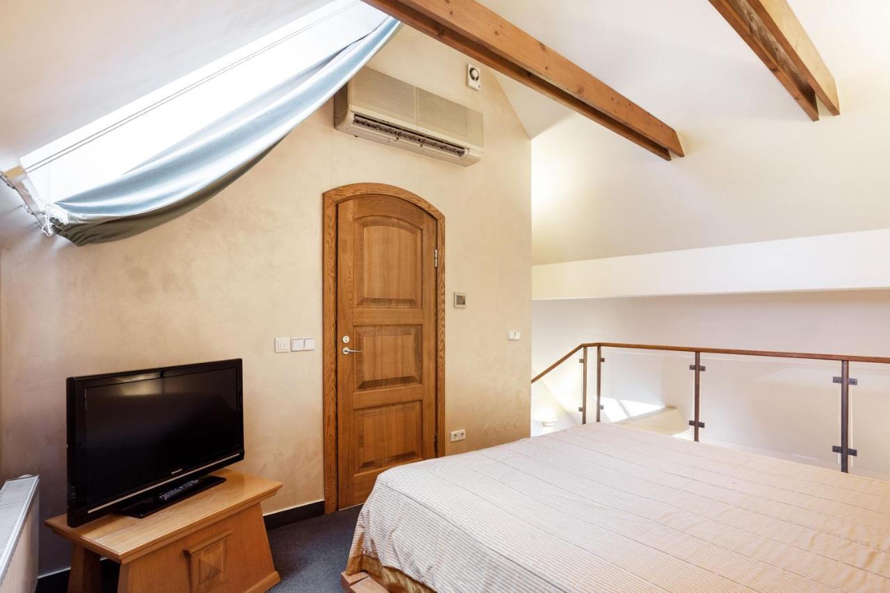 Atrium Suites VNO Exterior photo